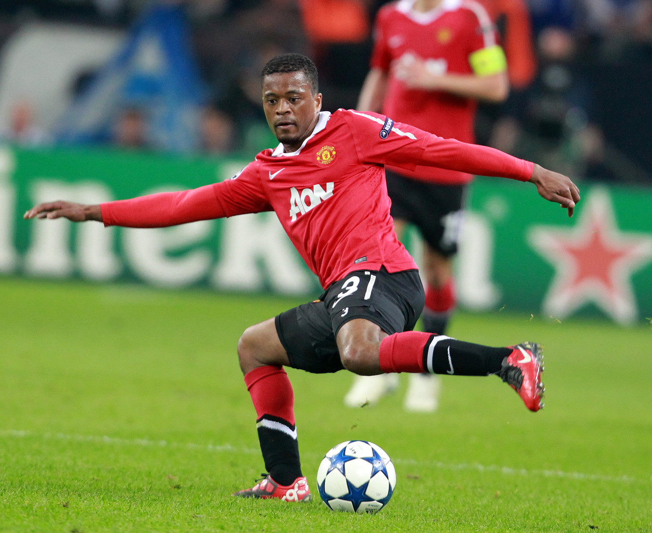 从而形成了 从而形成了